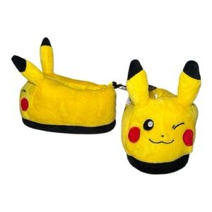 NEW! Pokemon Pikachu Kids Plush Slippers Size 11/12